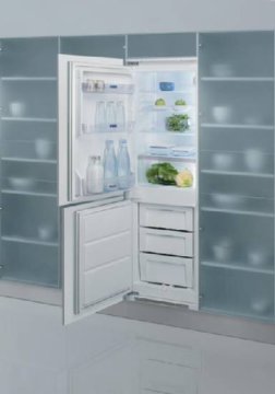 Whirlpool ART 455/A frigorifero con congelatore Libera installazione 224 L Bianco