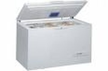 Indesit OFNAA230 Congelatore a pozzo Libera installazione 225 L Bianco