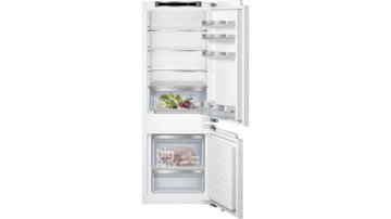 Siemens iQ500 KI77SXFE0 frigorifero con congelatore Da incasso 231 L E Bianco